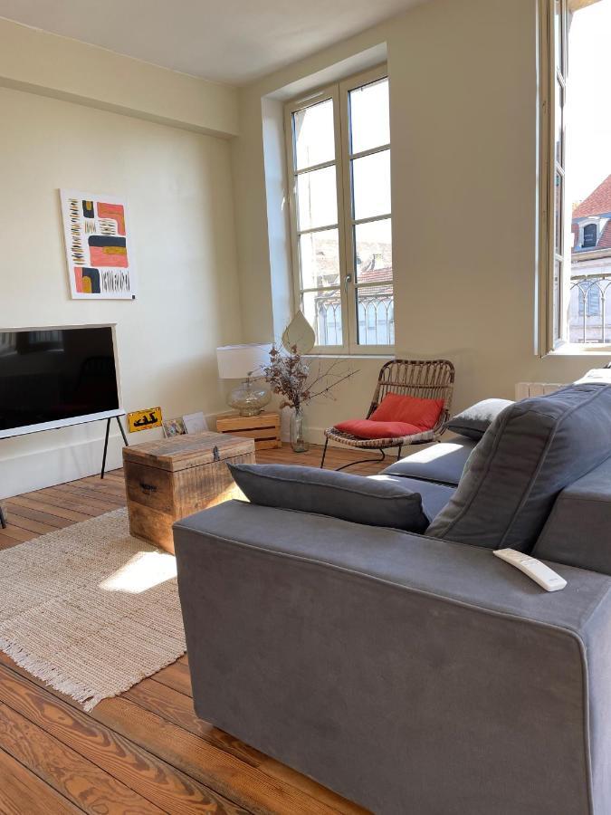 Appartement Au Coeur Du Centre Historique Avallon Luaran gambar